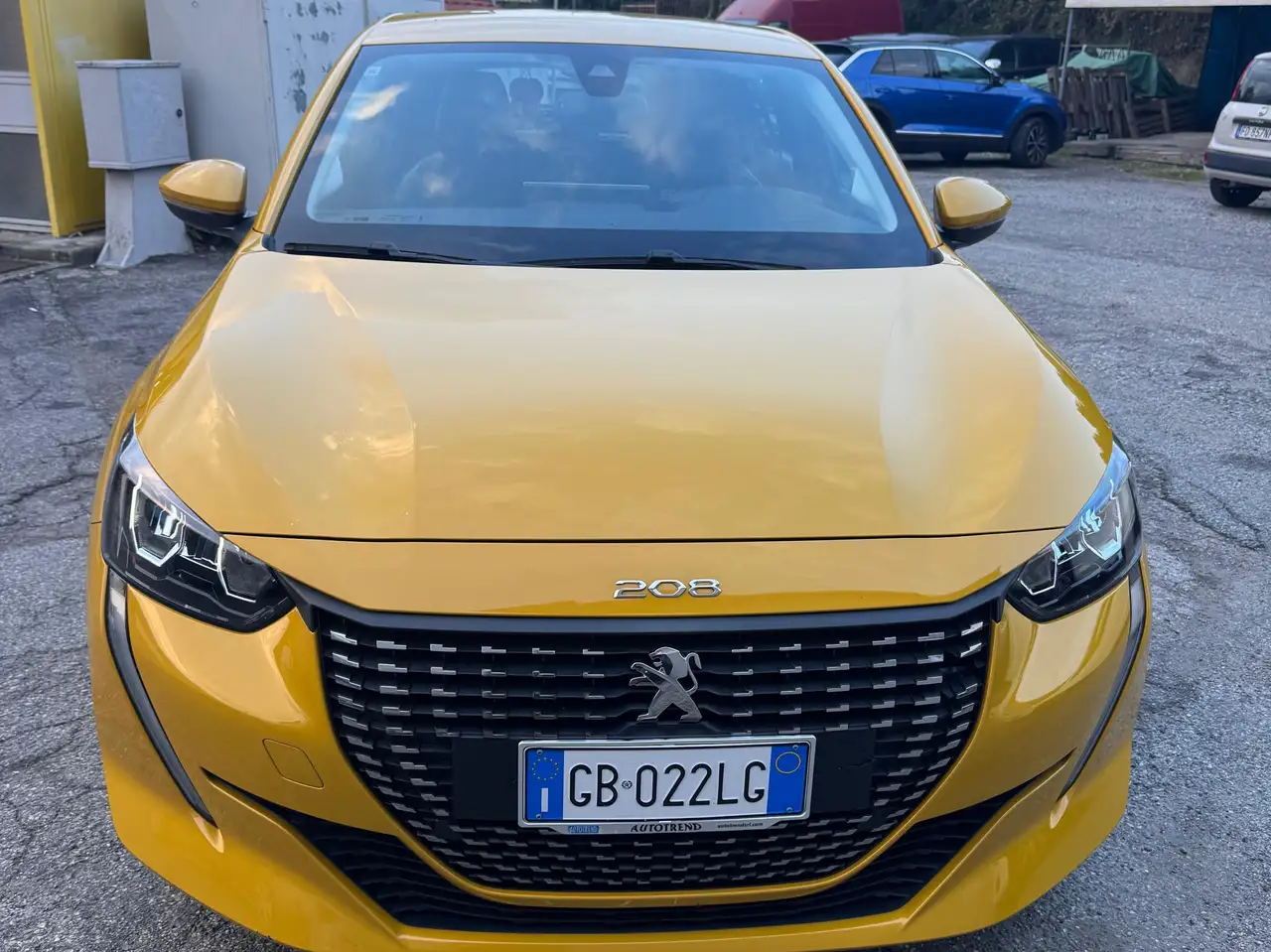 Peugeot 208