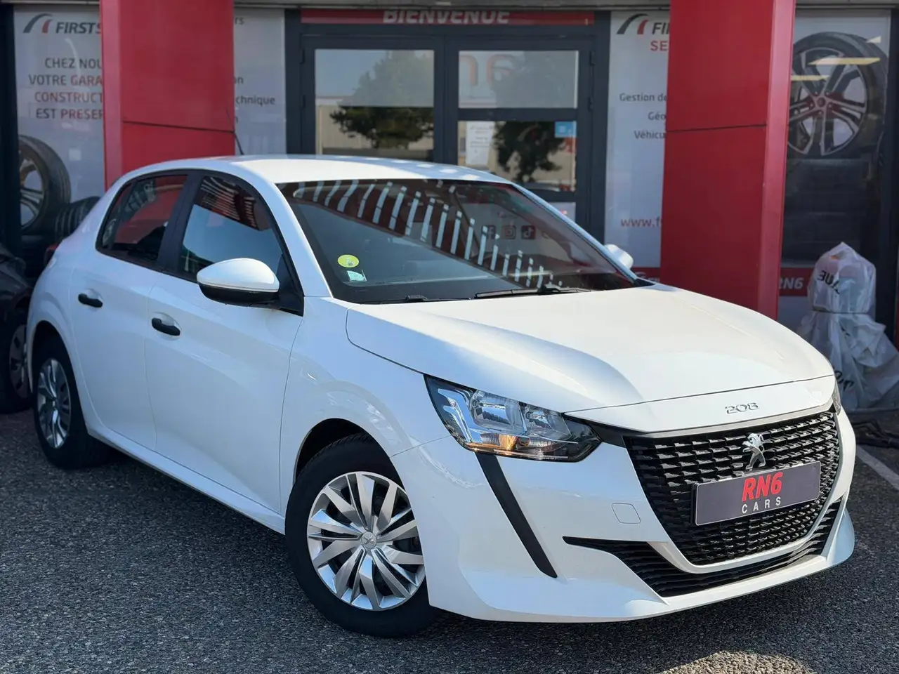 Peugeot 208 208 — photo 6