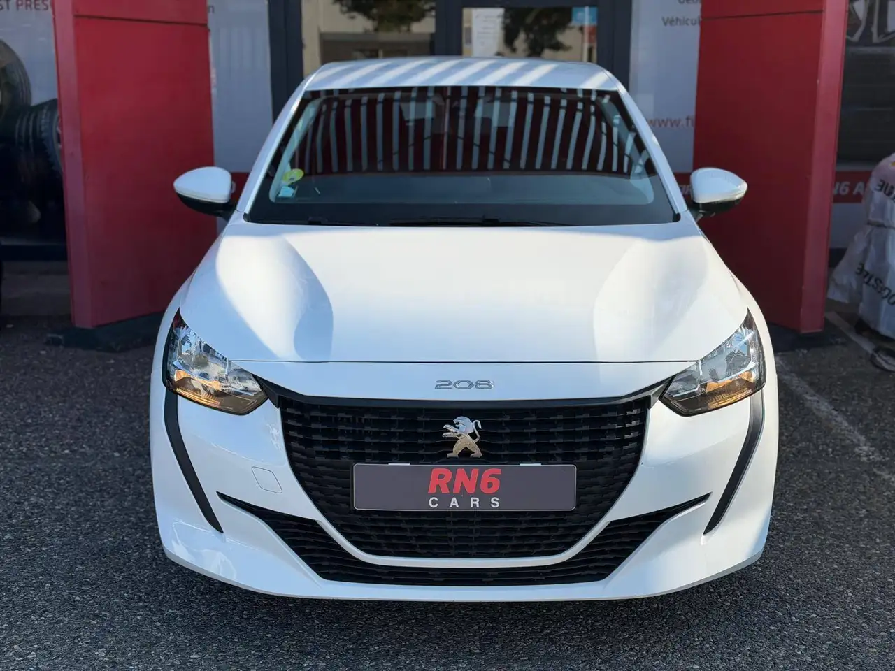 Peugeot 208 208 — photo 5