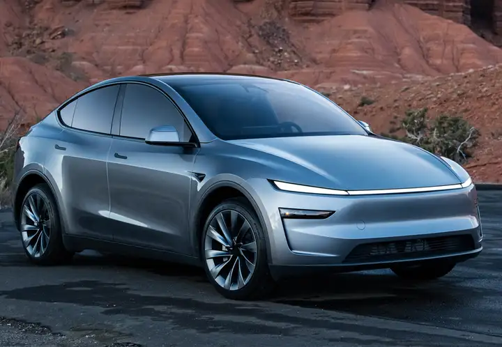 Tesla Model Y 2023, foto 6