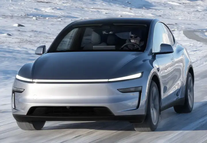Tesla Model Y 2023, foto 3