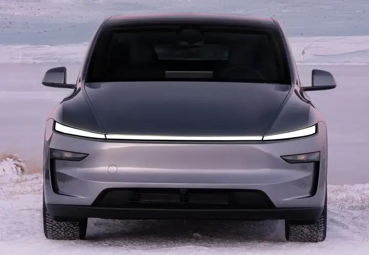 Tesla Model Y 2023, foto 4