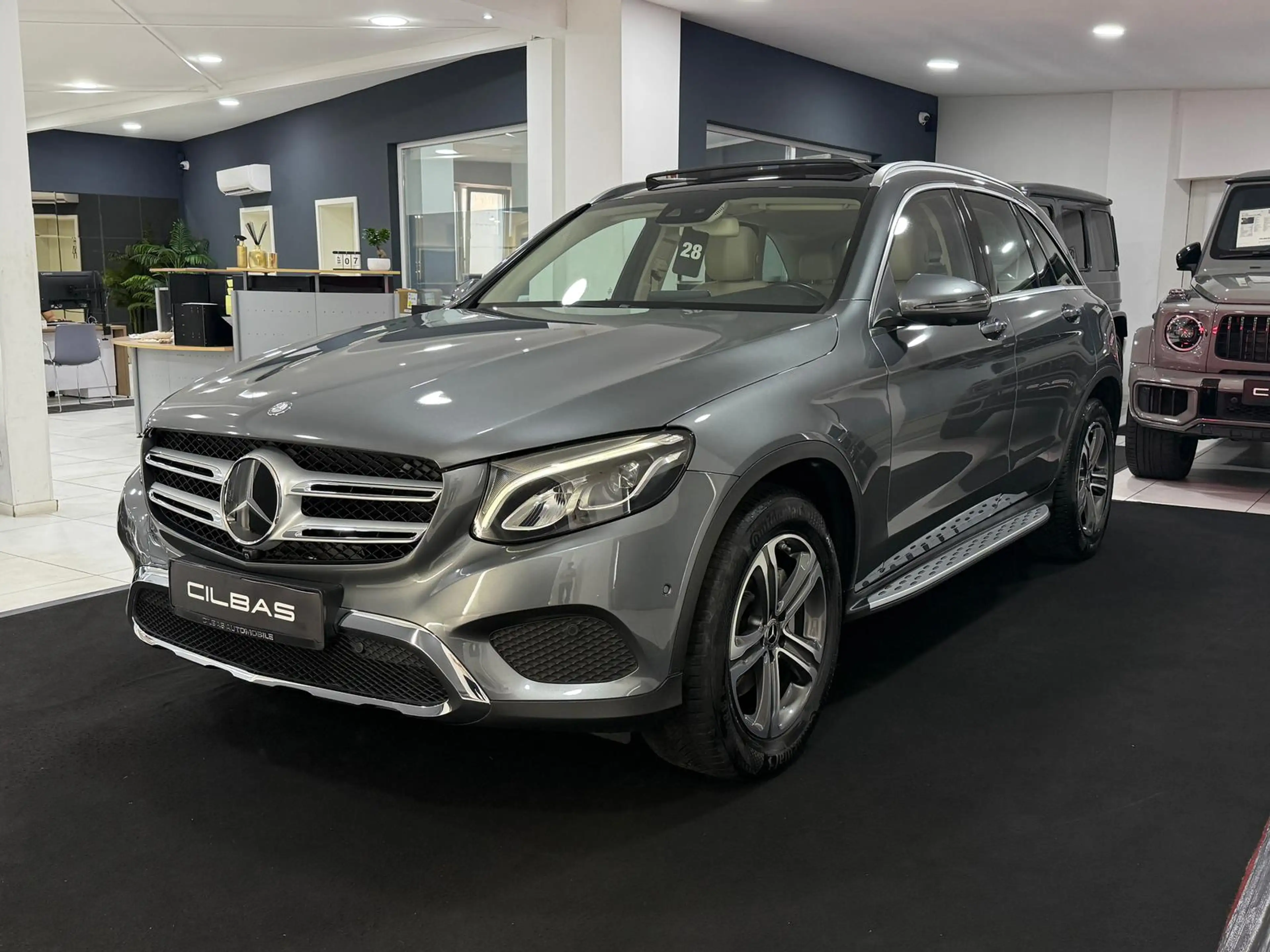 Mercedes-Benz GLC 250 4M 9G LUXURY*LEDER-BEIGE*PANO*360*DISTR* — photo 2