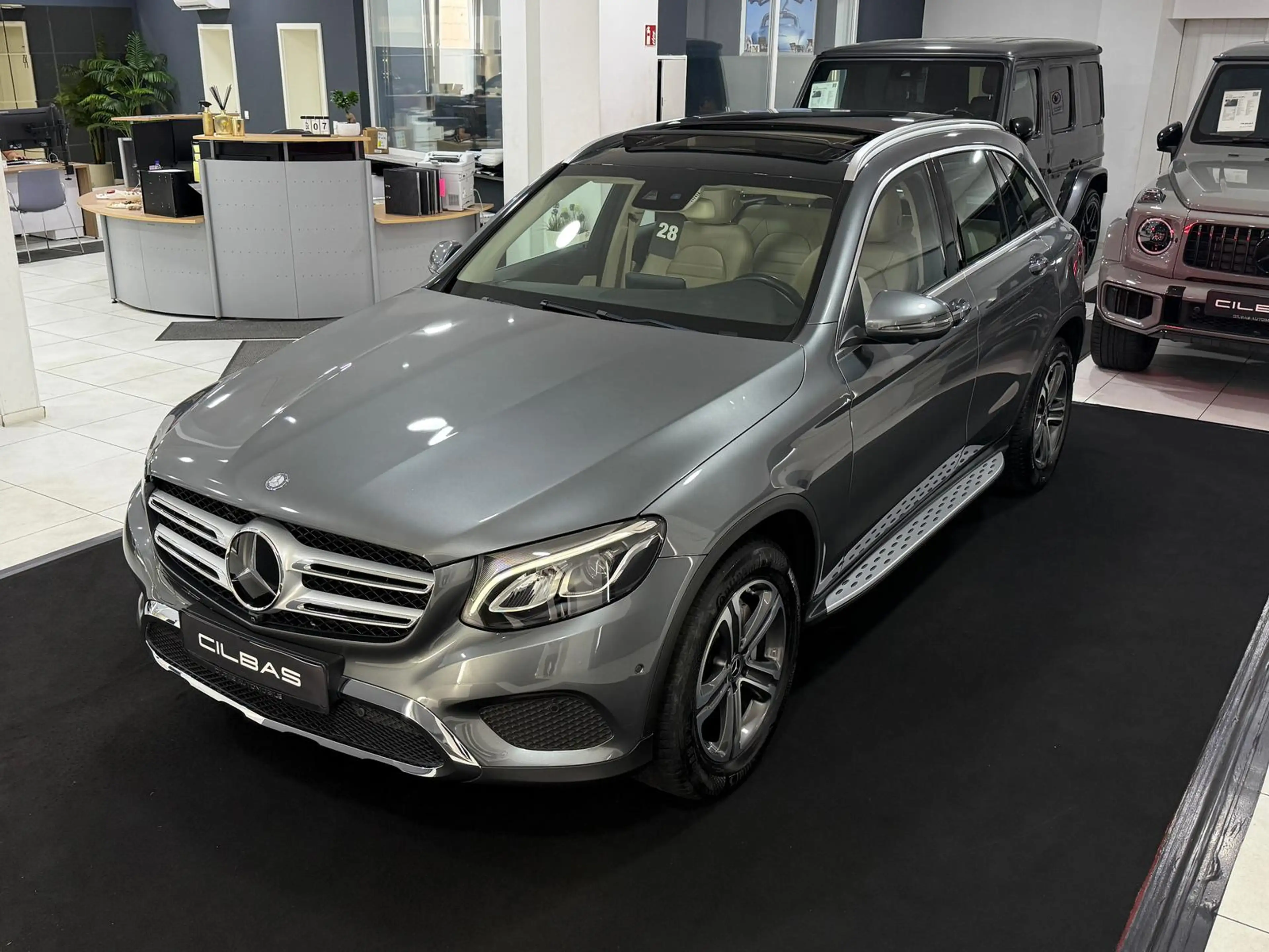 Mercedes-Benz GLC 250 4M 9G LUXURY*LEDER-BEIGE*PANO*360*DISTR*
