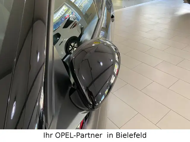 Opel Corsa view 8