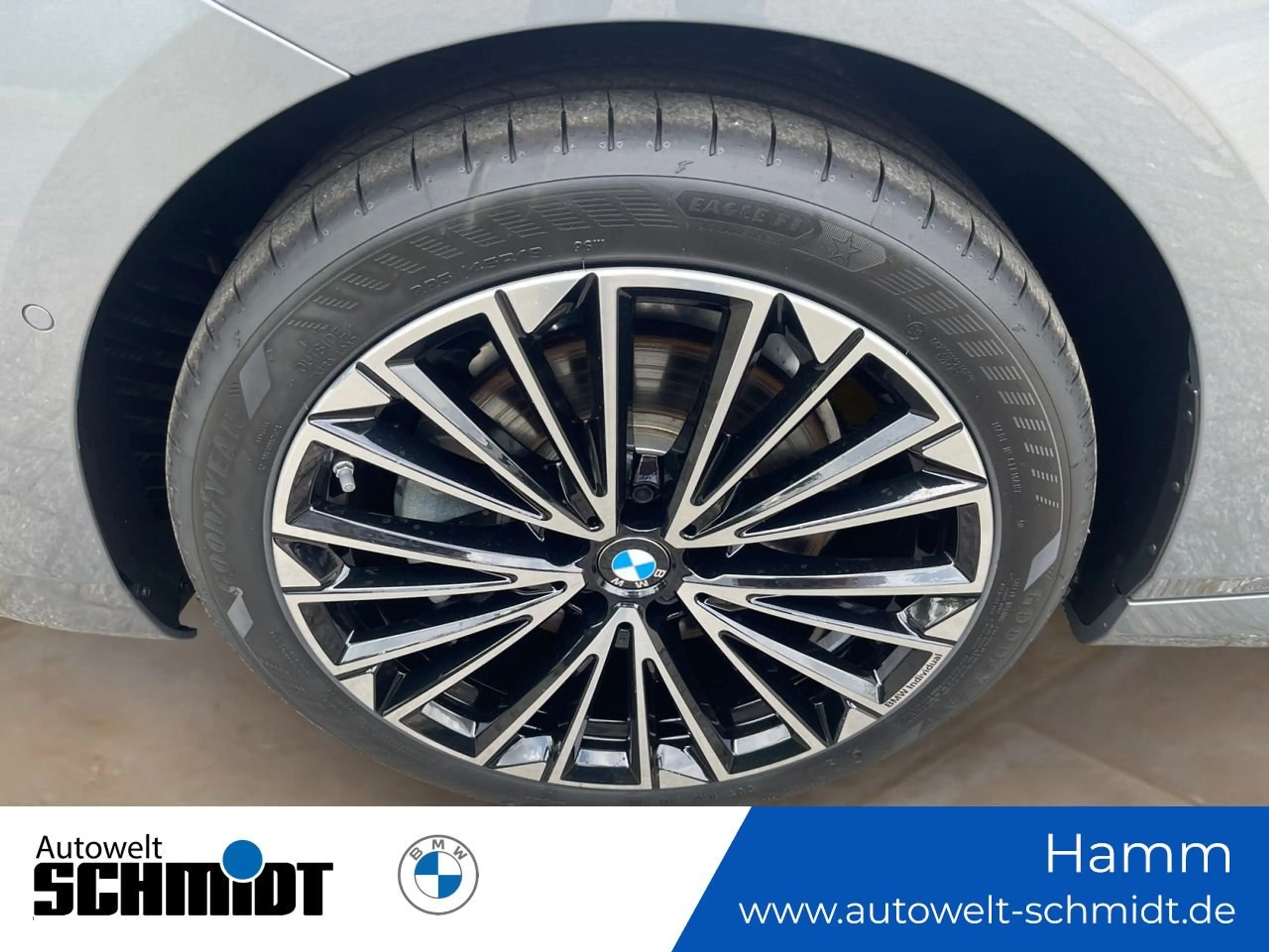 BMW 223 i xDrive Active Tourer M Sport + GARANTIE-bis-10.2 — photo 4