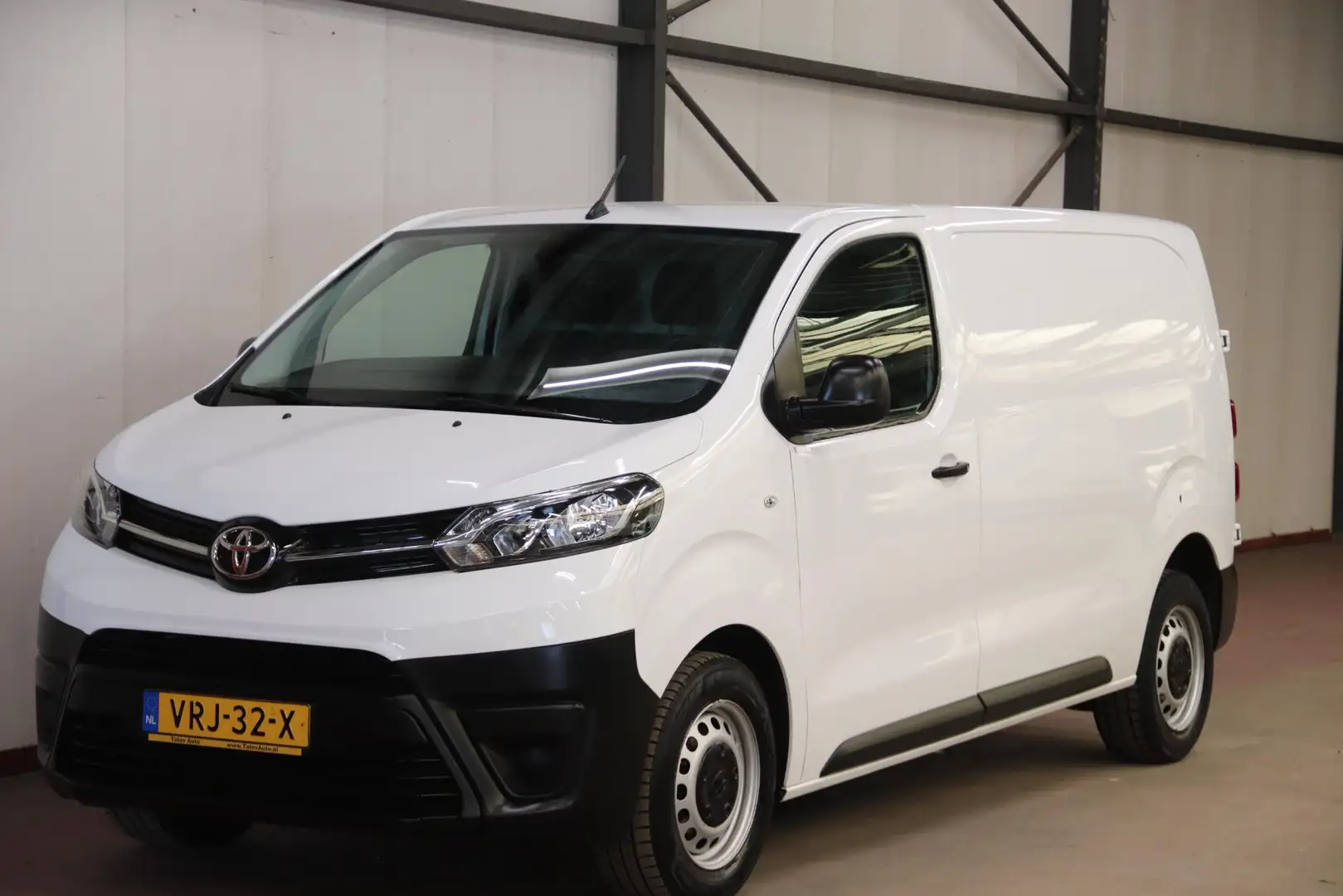 Toyota Proace Worker 2.0 D-4D L2H1 146PK CARPLAY Wit - 1