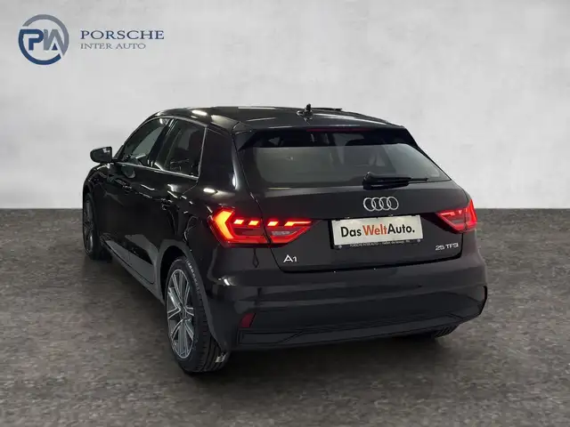 Audi A1 view 4