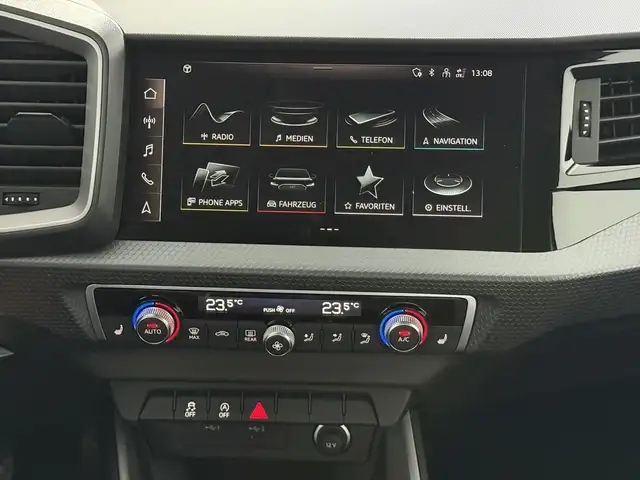 Audi A1 view 11