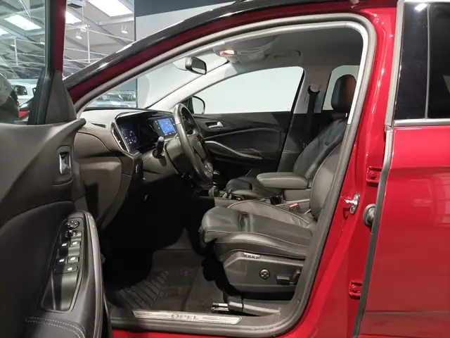 Opel Grandland X view 6