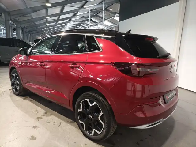 Opel Grandland X view 4