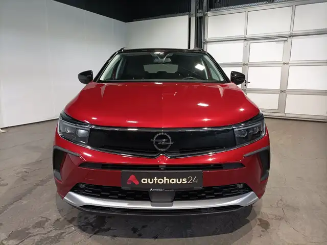 Opel Grandland X view 2