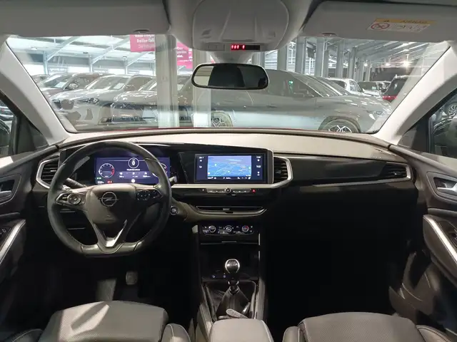 Opel Grandland X view 7