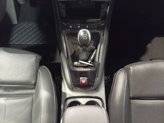 Opel Grandland X view 12