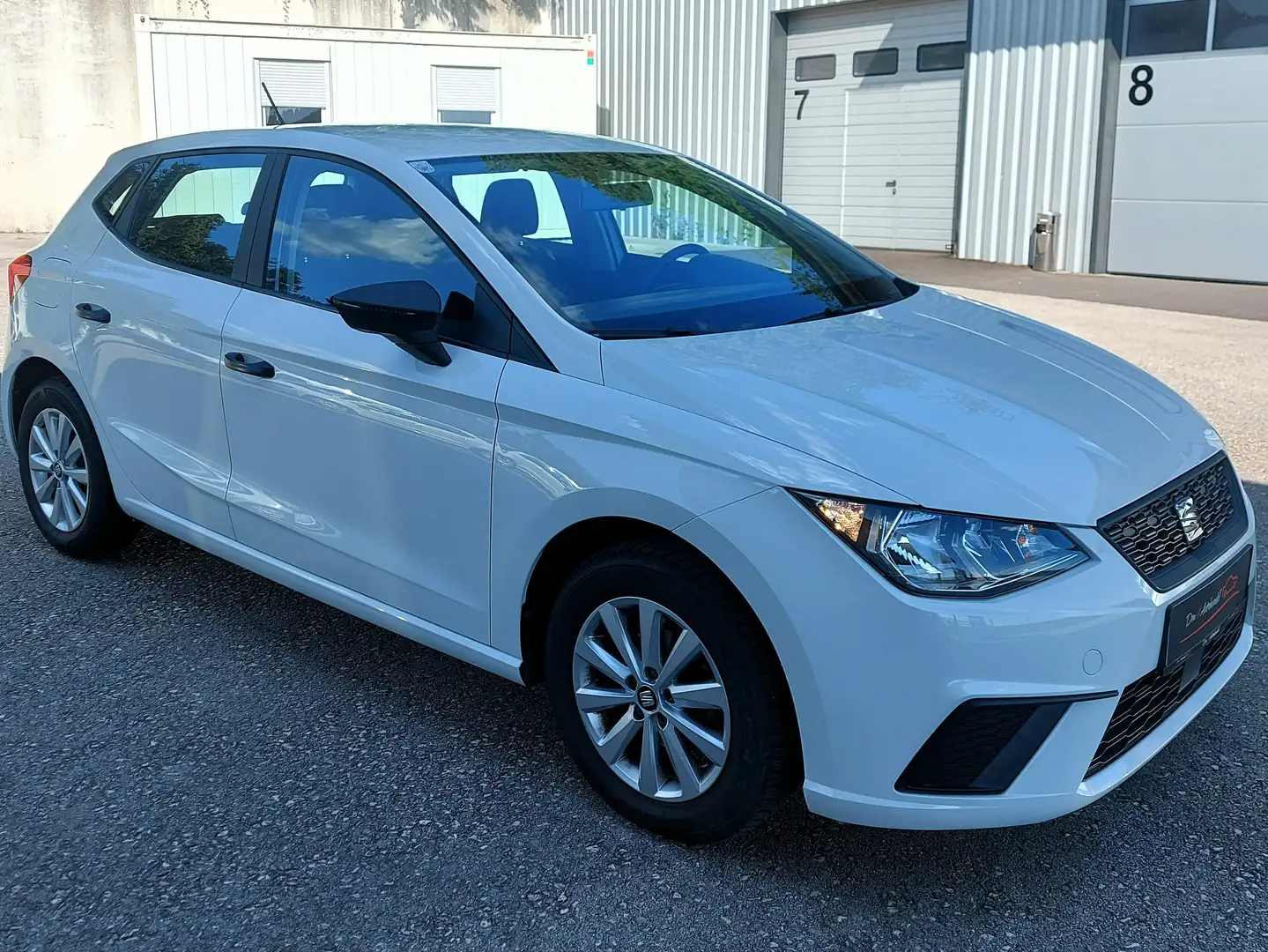 SEAT Ibiza Ibiza 1,0 Reference Reference Weiß - 1