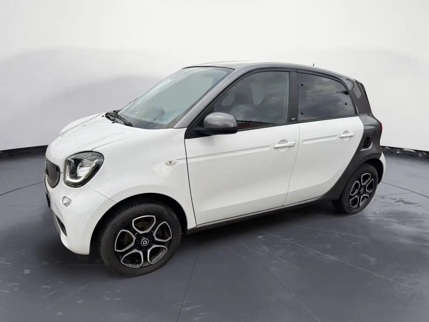 smart forFour 1.0 71Cv Twinamic Auto Prime Blanc - 1