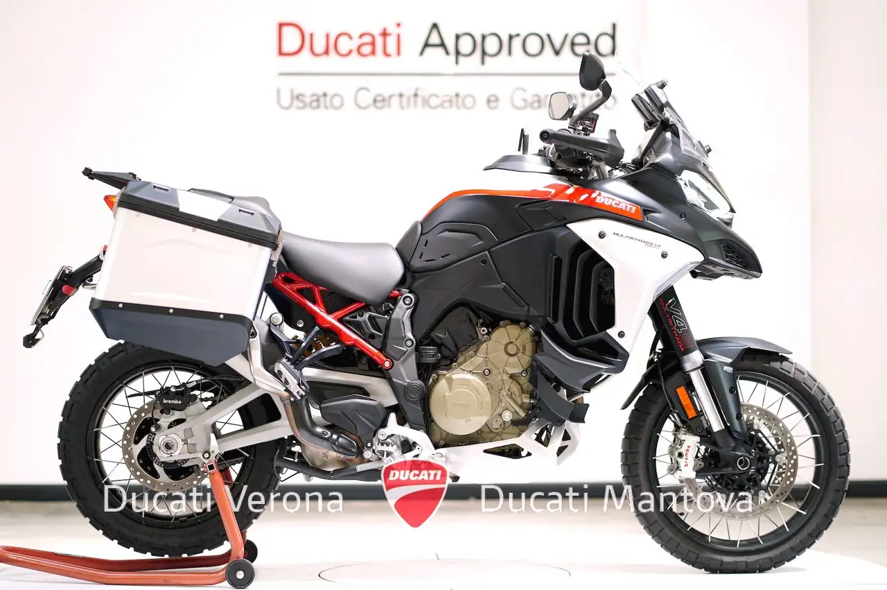 Ducati Multistrada V4