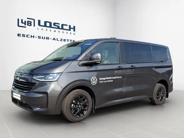 Volkswagen T7 Caravelle Style