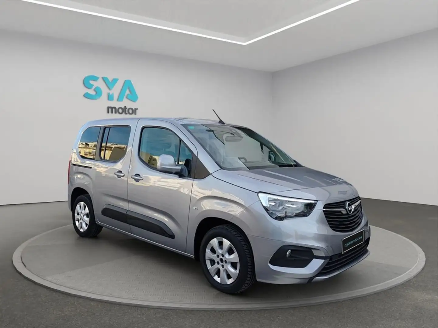 Opel Combo 1.2 T S/S Selective L Gris - 1