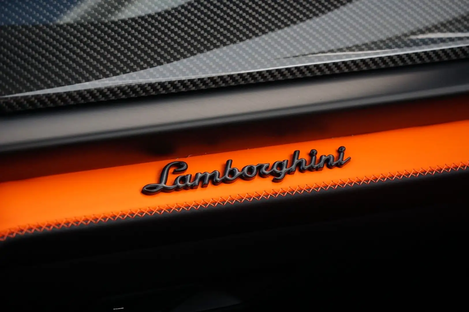 Lamborghini Urus SE 4.0 Hyb./Big Carbon/Style/23"/B&O/ RSE Gris - 2