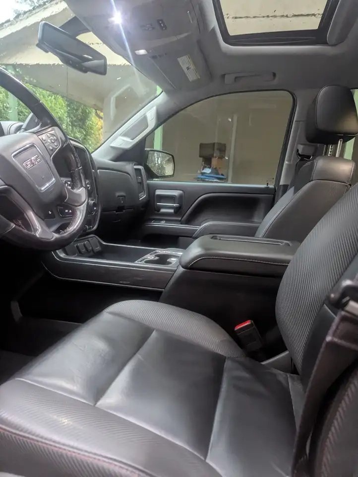 GMC Sierra 1500 снимка GMC Sierra 1500