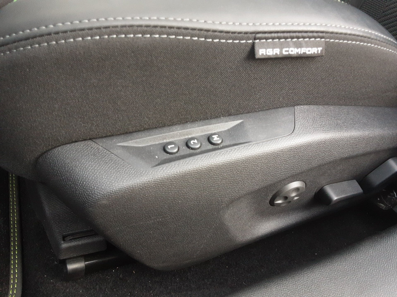 Peugeot 408 1.2 Puretech 130 EAT8 GT ACC KeyLess LED Navi — photo 7