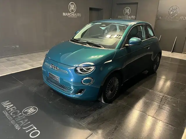 Fiat 500e Berlina 23,65 kWh