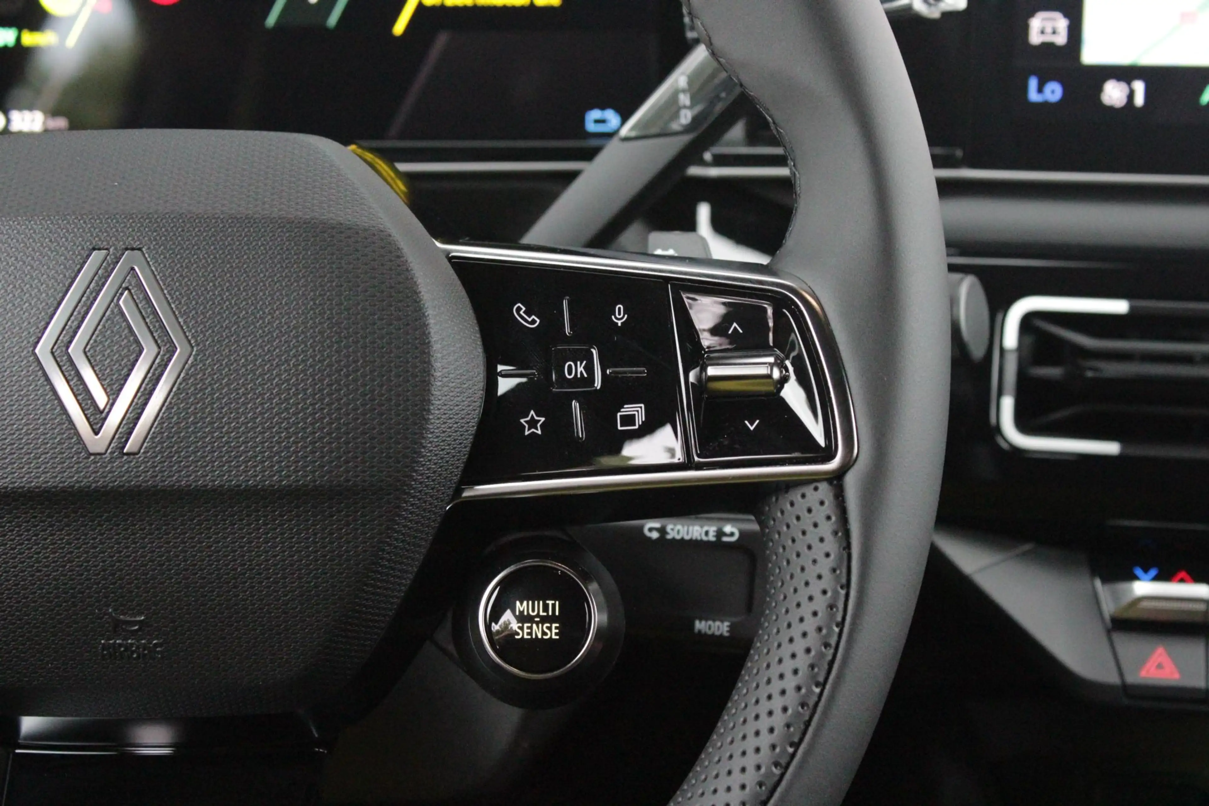 Renault R 5 COMFORT RANGE ICONIC CINQ 150PK 52 kWh | PACK WINT — photo 17