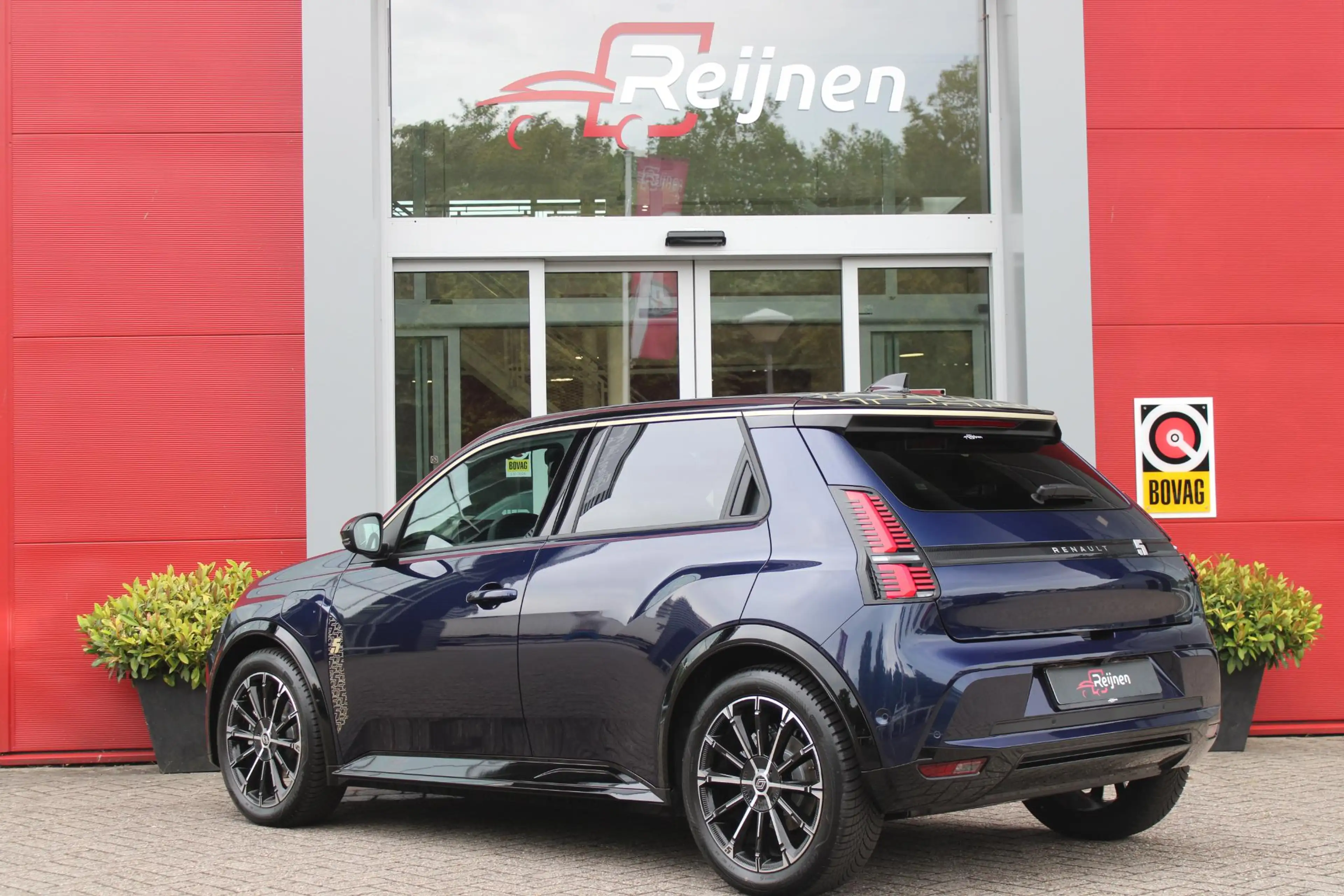 Renault R 5 COMFORT RANGE ICONIC CINQ 150PK 52 kWh | PACK WINT — photo 14