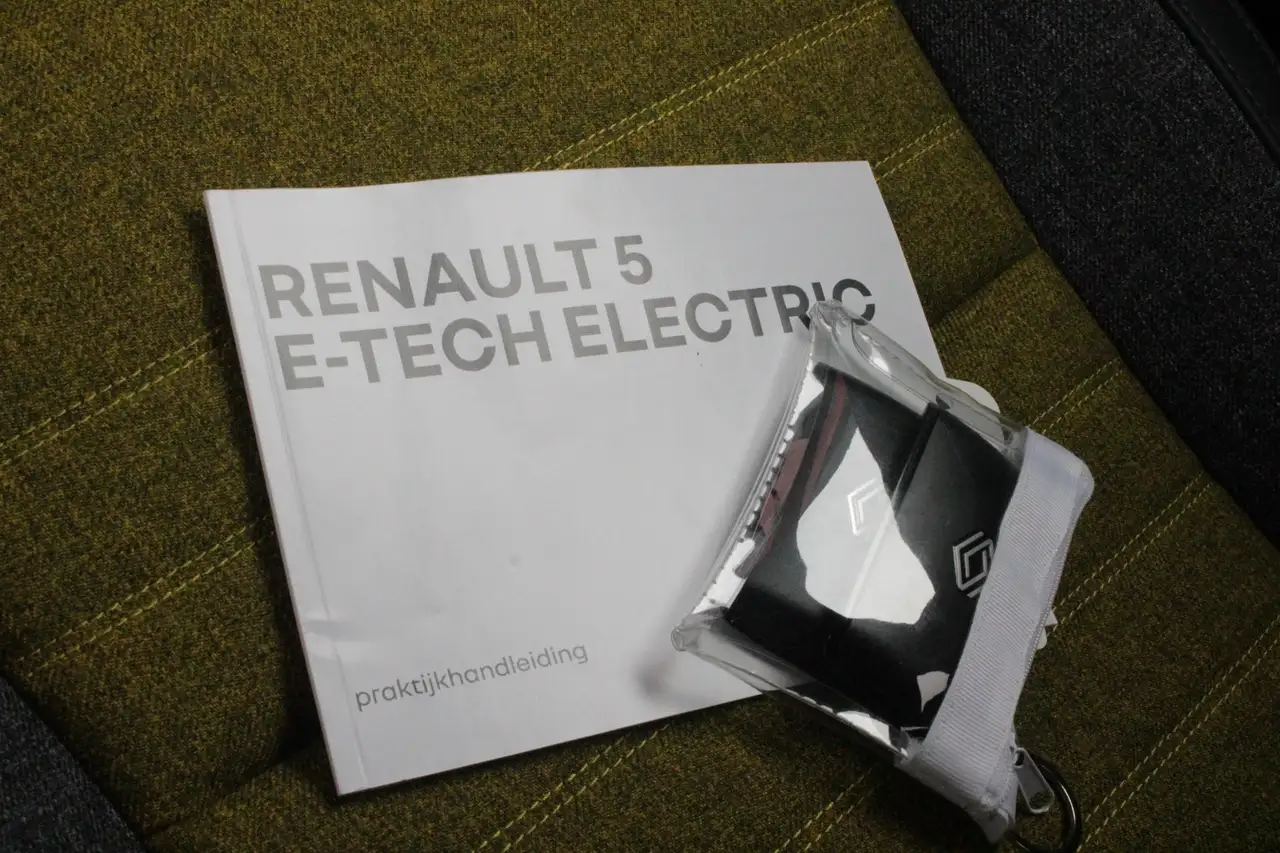 Renault R 5 2026 — фото 19