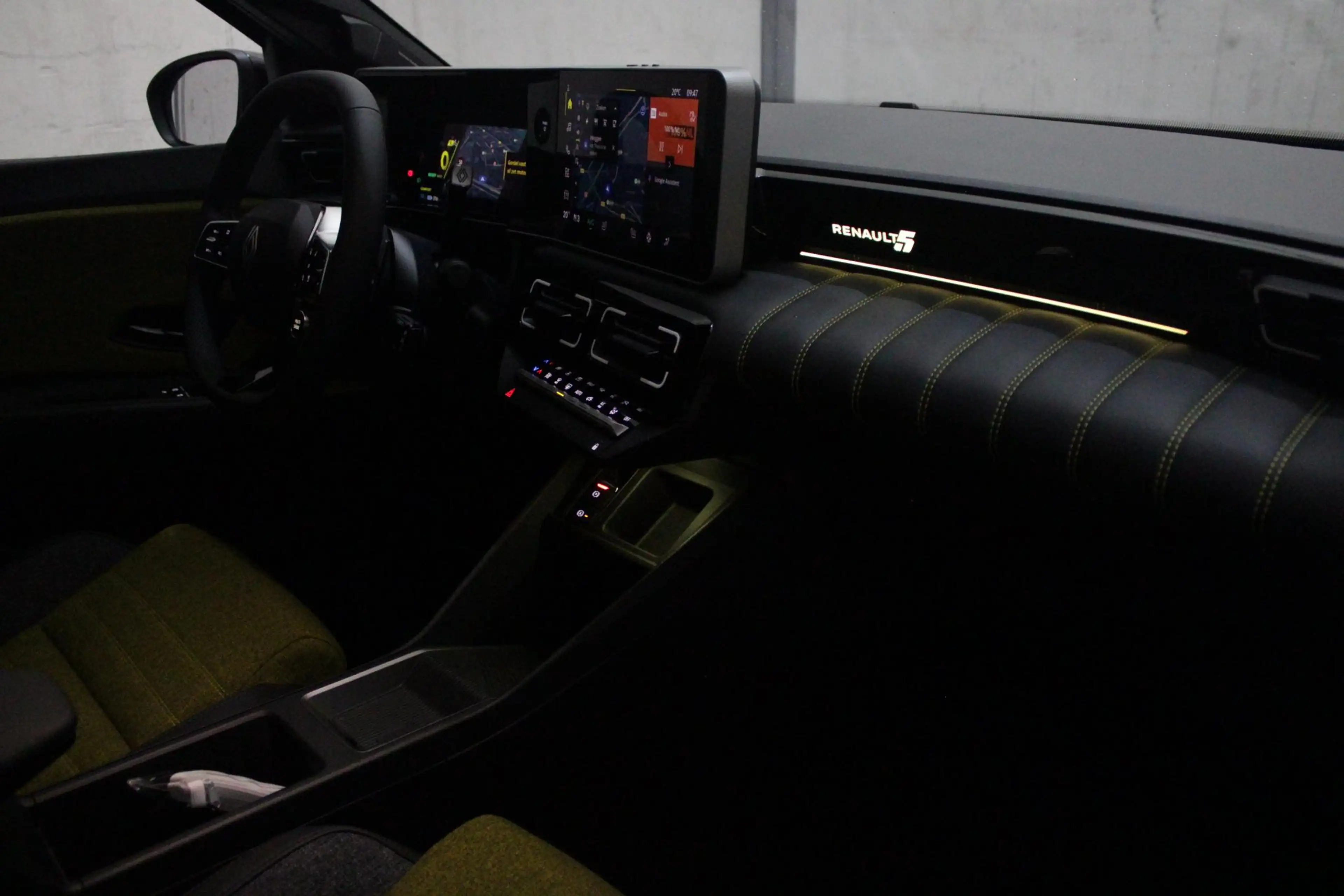 Renault R 5 COMFORT RANGE ICONIC CINQ 150PK 52 kWh | PACK WINT — photo 49