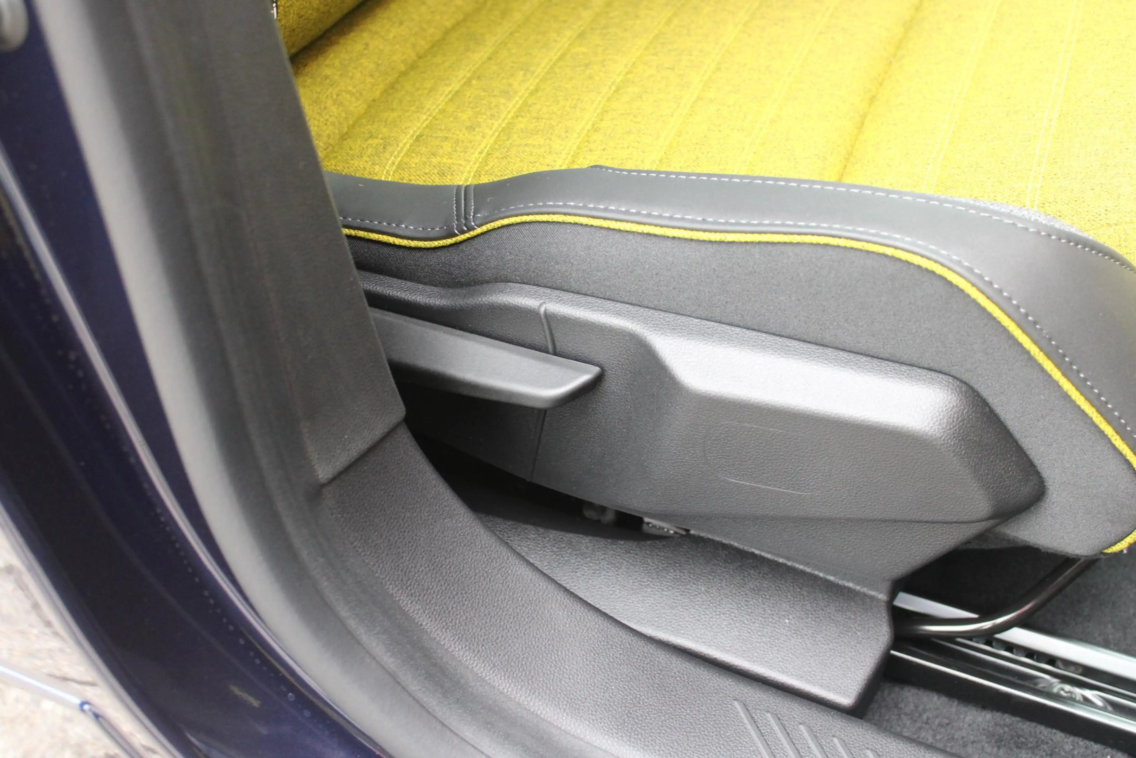Renault R 5 COMFORT RANGE ICONIC CINQ 150PK 52 kWh | PACK WINT — photo 20