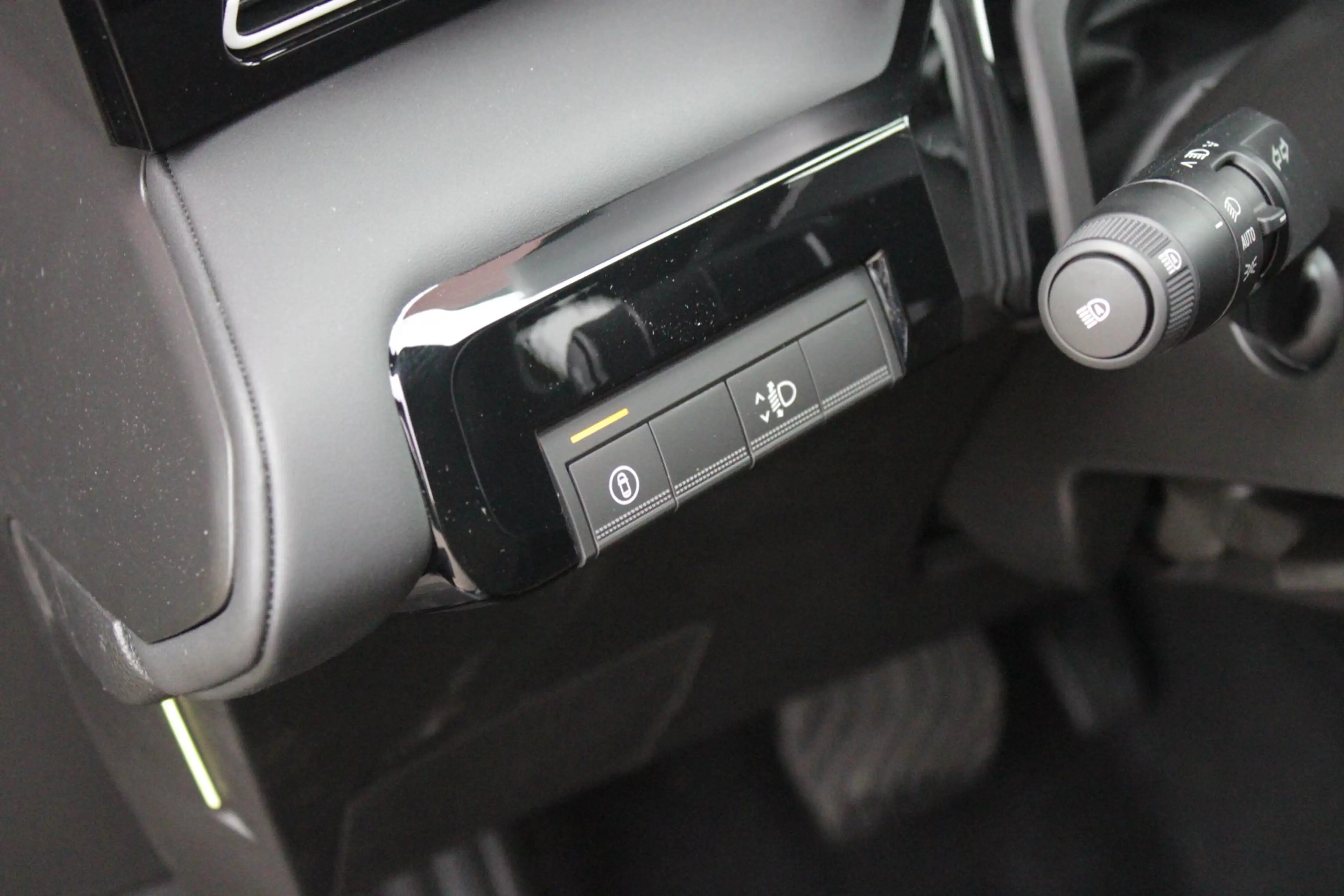 Renault R 5 COMFORT RANGE ICONIC CINQ 150PK 52 kWh | PACK WINT — photo 30
