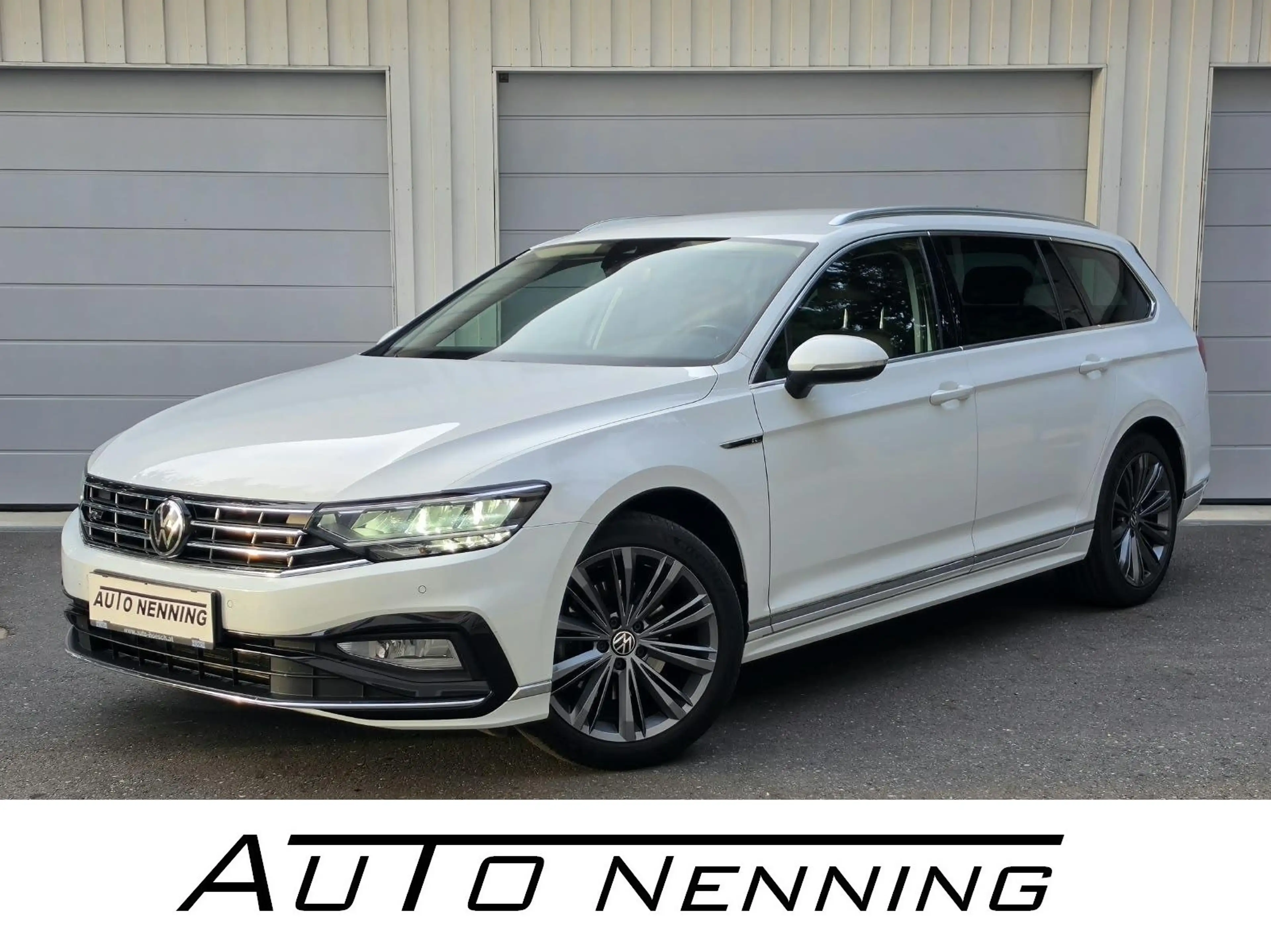 Volkswagen Passat Variant Elegance R-Line AHK ACC LED Digital Cockpit