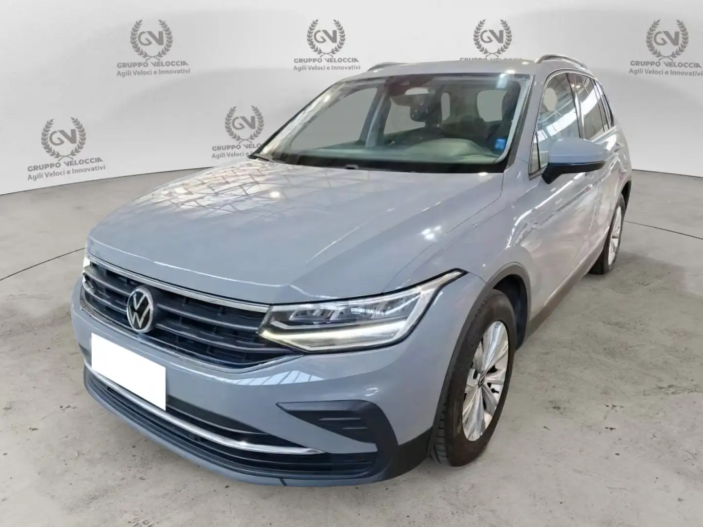 Volkswagen Tiguan 2.0 TDI SCR DSG Life Grigio - 1