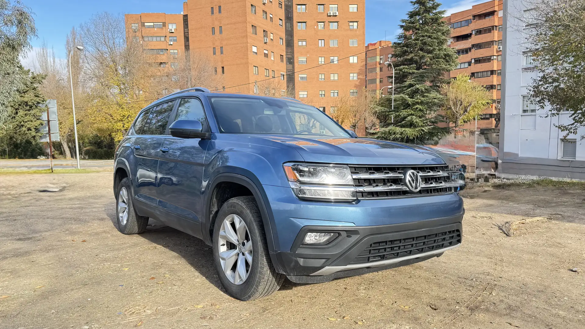 Volkswagen Atlas Blau - 1