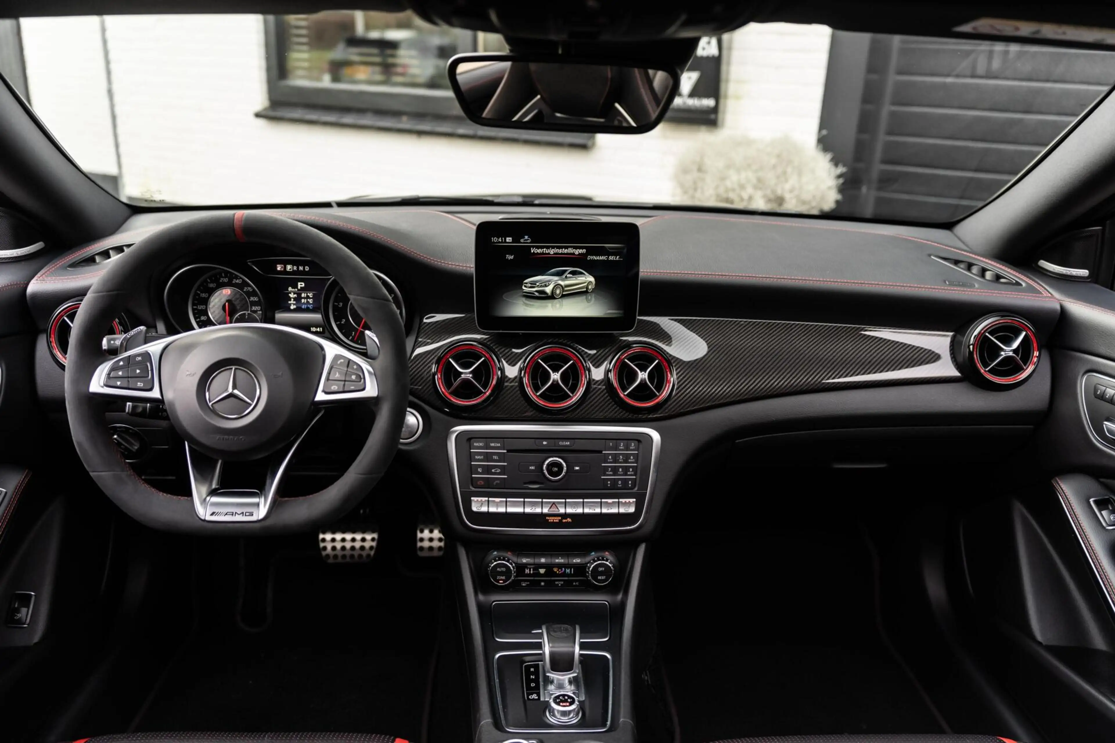 Mercedes-Benz CLA 45 AMG 4MATIC Pano UNIEK Nieuwstaat — photo 18