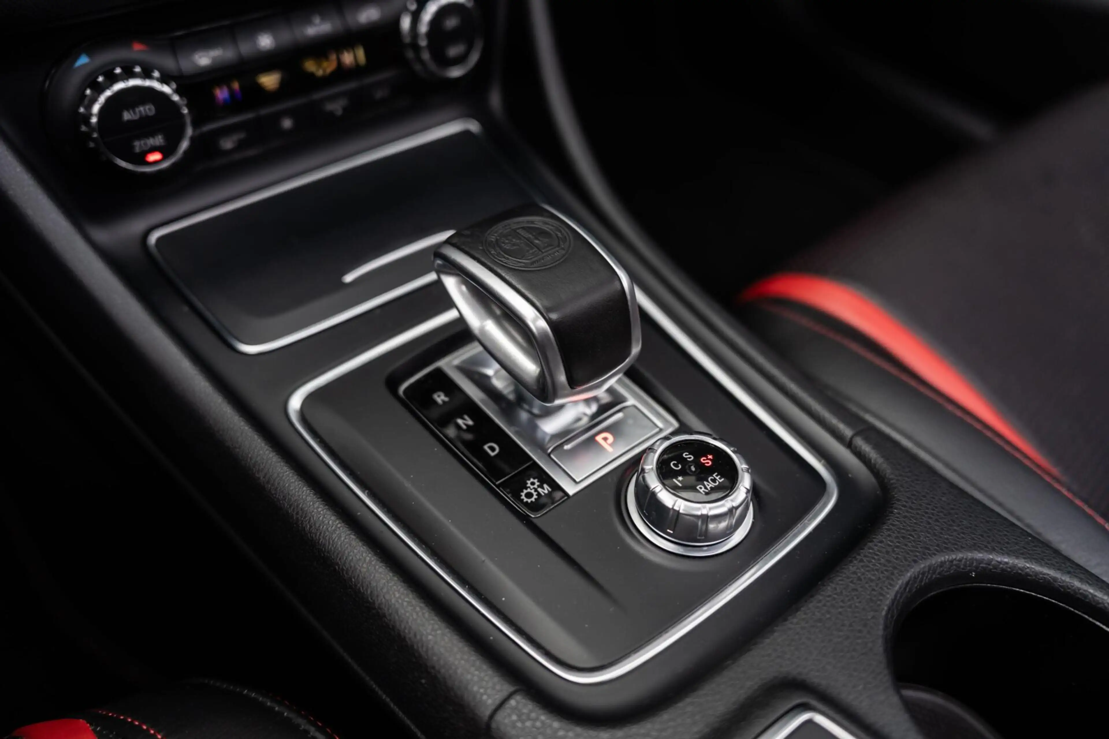 Mercedes-Benz CLA 45 AMG 4MATIC Pano UNIEK Nieuwstaat — photo 37