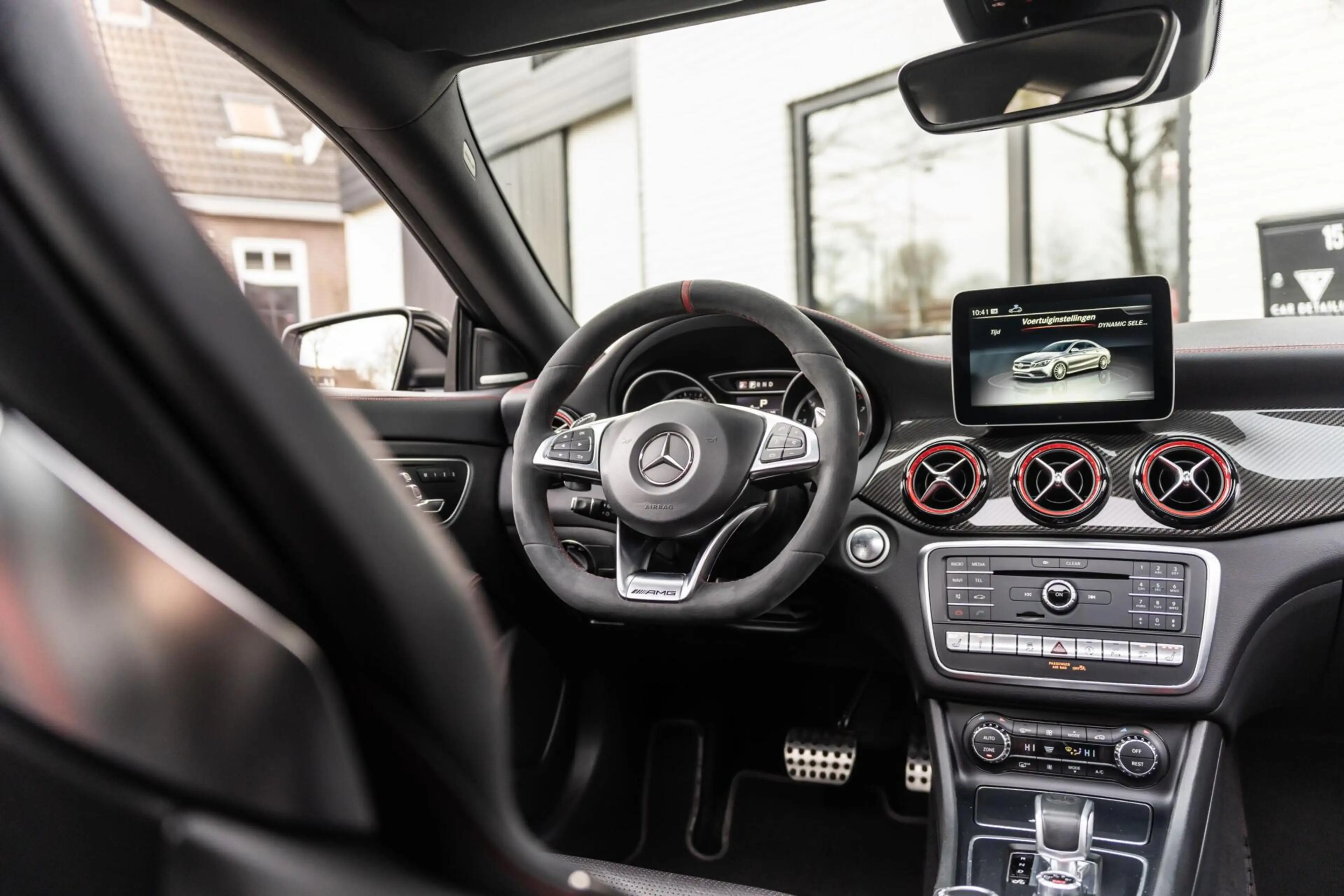 Mercedes-Benz CLA 45 AMG 4MATIC Pano UNIEK Nieuwstaat — photo 13