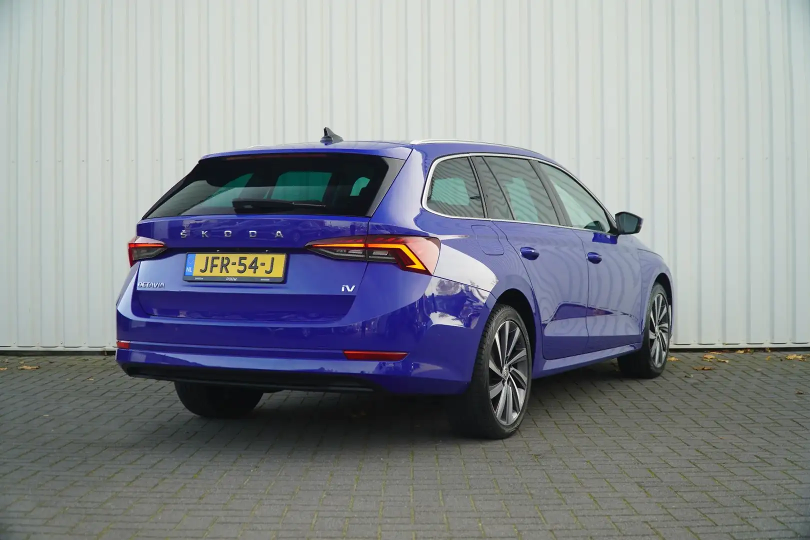 Skoda Octavia Combi 1.4 TSI 204pk iV PHEV Business Edition Plus Bleu - 2
