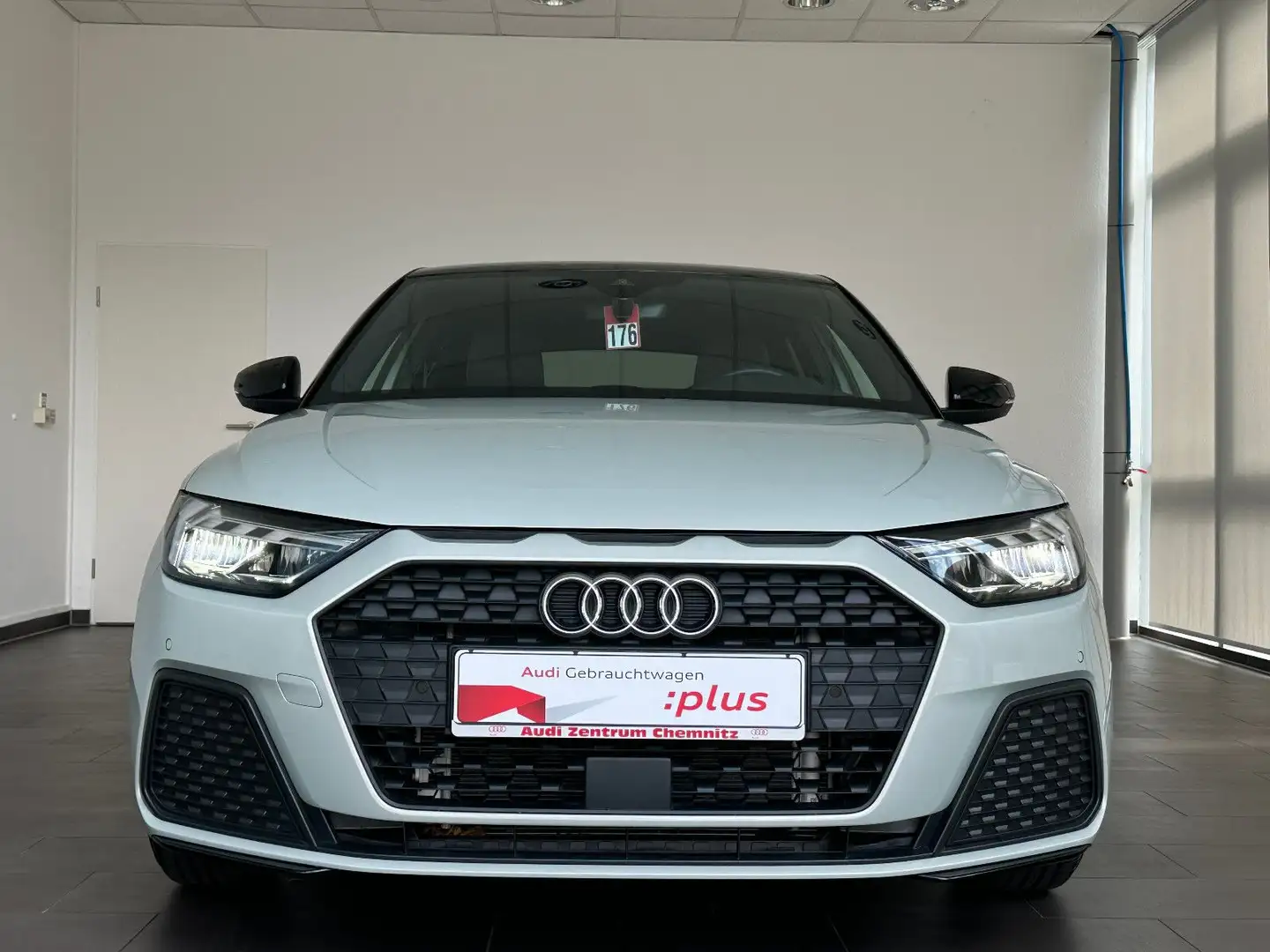 Audi A1 Sportback 25 TFSI S tr. S LINE+ACC+SIDE Silber - 2