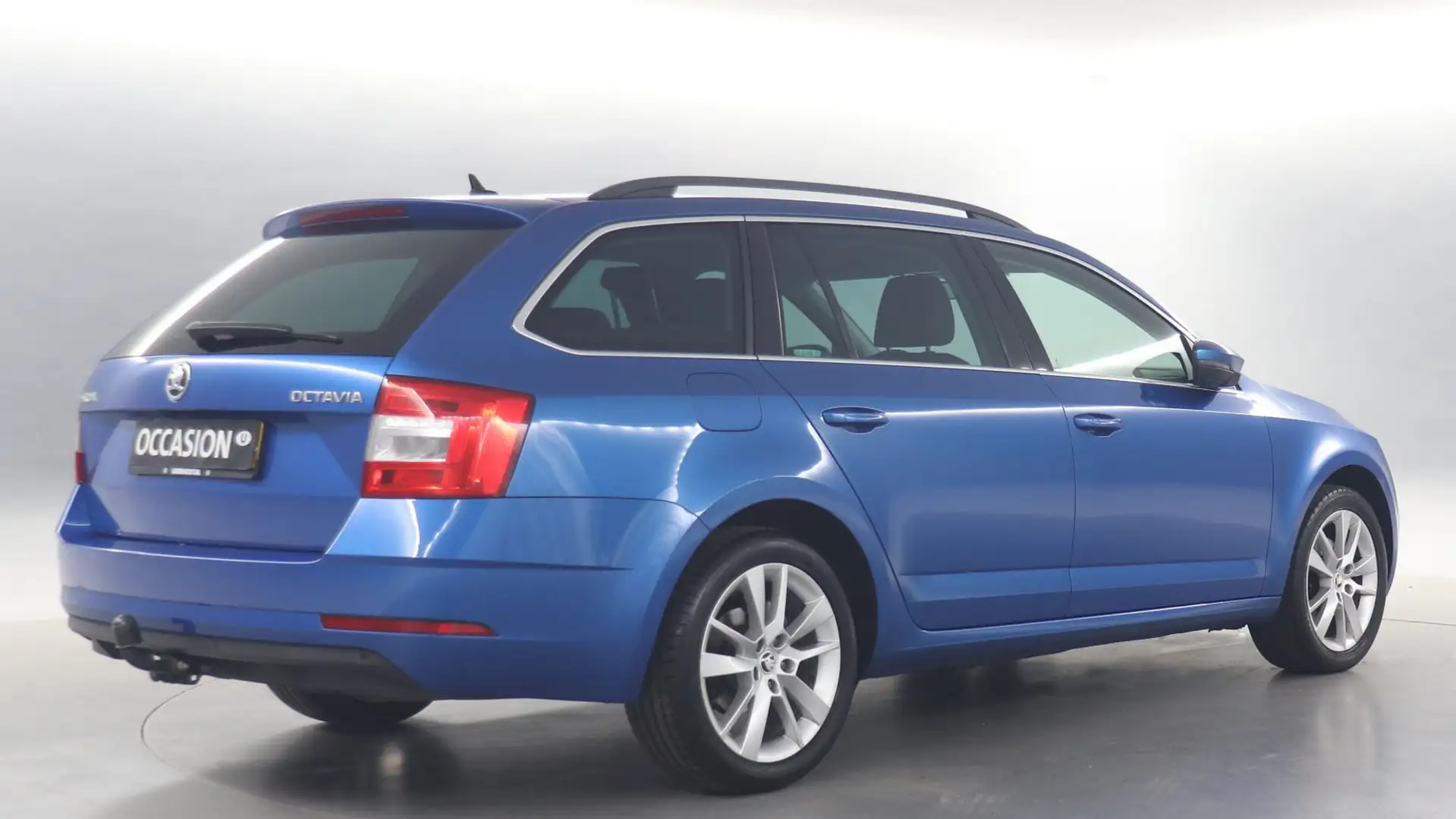 Skoda Octavia Combi 1.5 TSI 150pk Greentech Business Edition DSG Bleu - 2