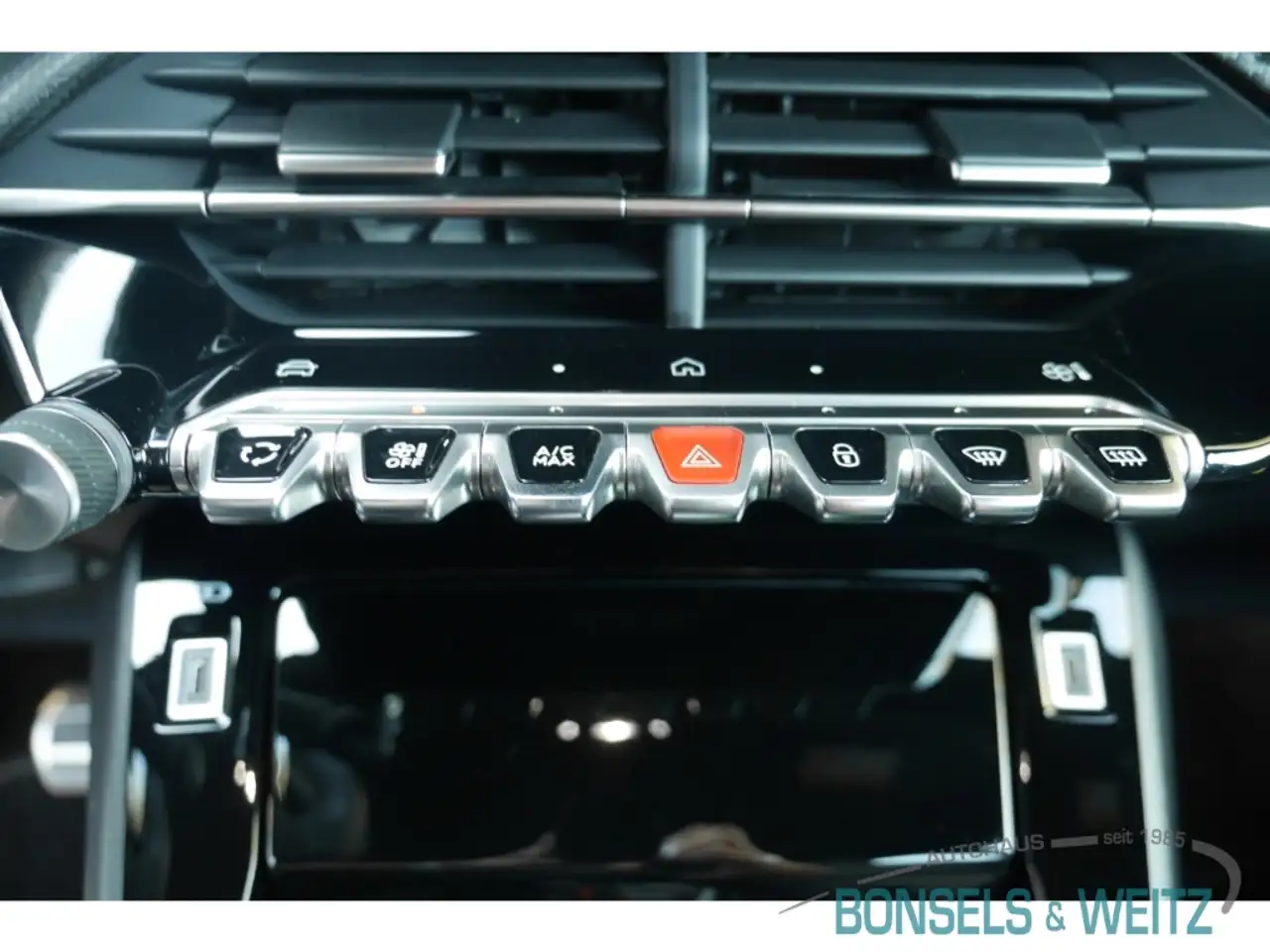 Peugeot 2008 1.2 PureTech 130 GT AUTOMATIK Navi LED ACC Apple C, миниатюра 12