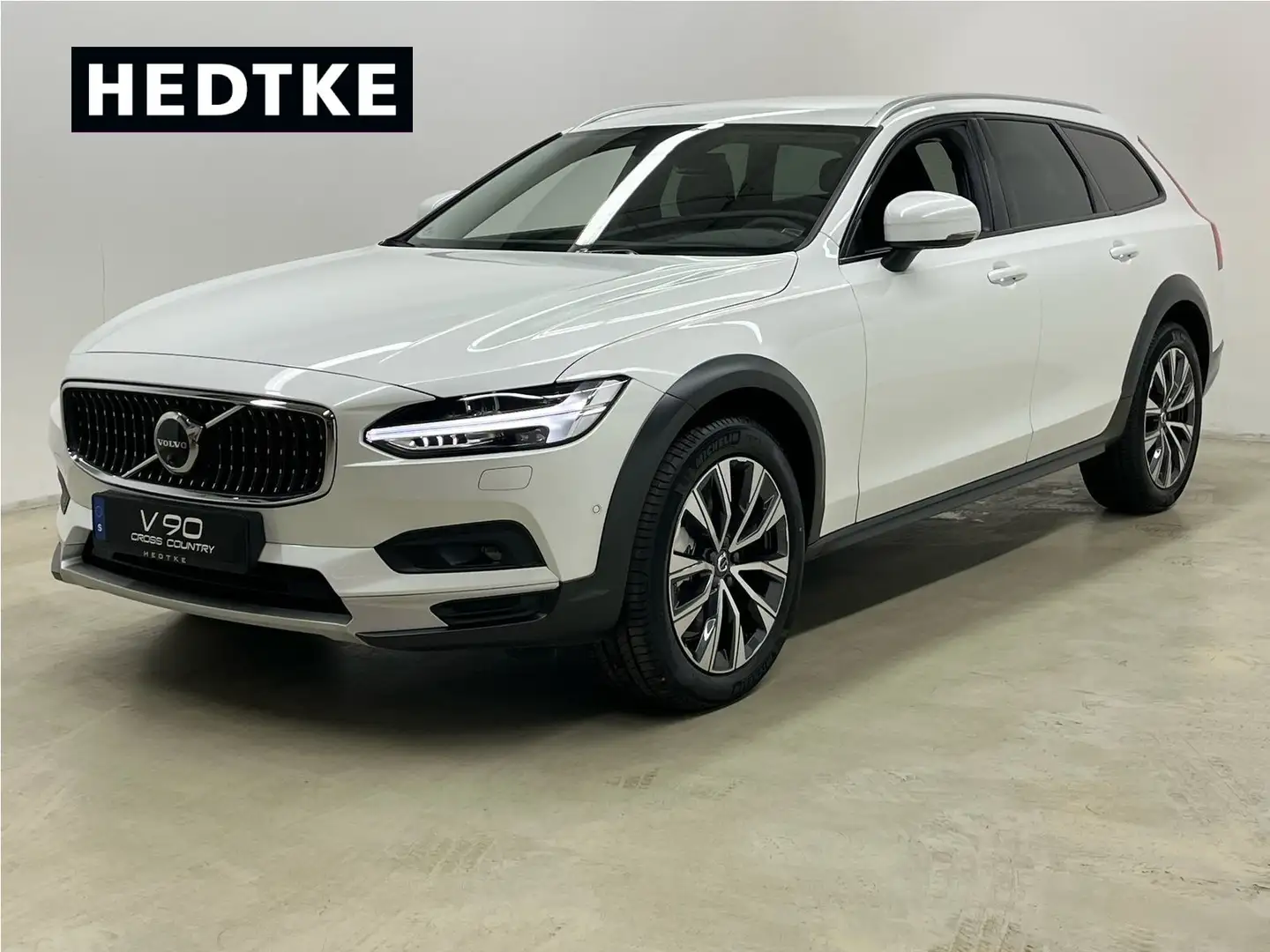 Volvo V90 Cross Country V90 CC B4 Diesel AWD Plus 19"+360°+STANDHZ+LICHT Blanc - 1