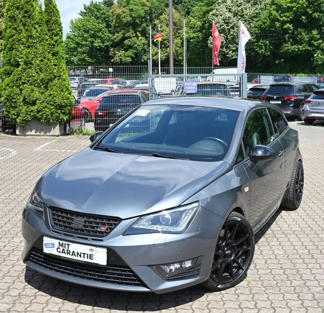 SEAT Ibiza SC 1.8 TSI Cupra Leder Navi DAB PDC 1.Hd. Grau - 1