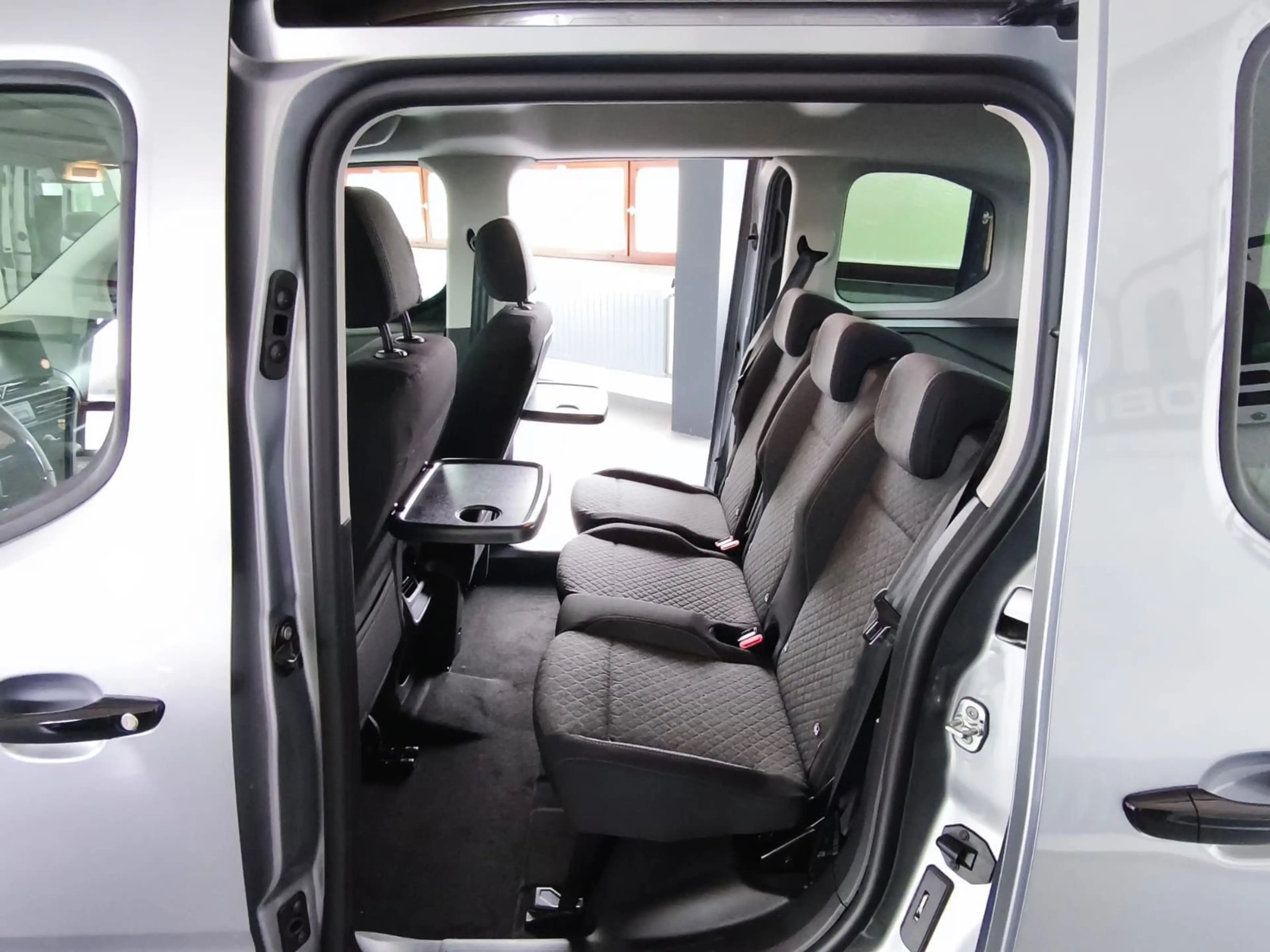 Opel Combo Life Edition-Style-LED,RFK,ALU,5 Sitze,M1 — photo 13
