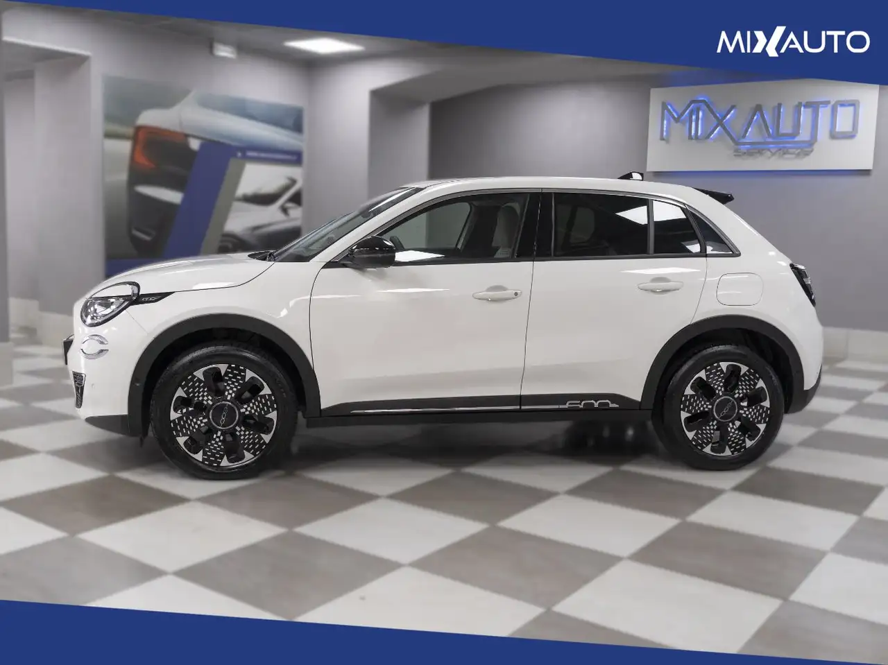 Fiat 600 1.2 Hybrid La Prima 110CV Auto, миниатюра 3