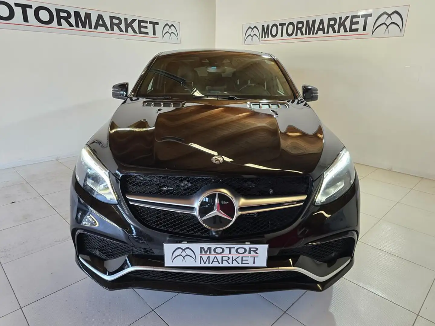 Mercedes-Benz GLE 63 AMG Coupe  S 4matic auto Zwart - 2