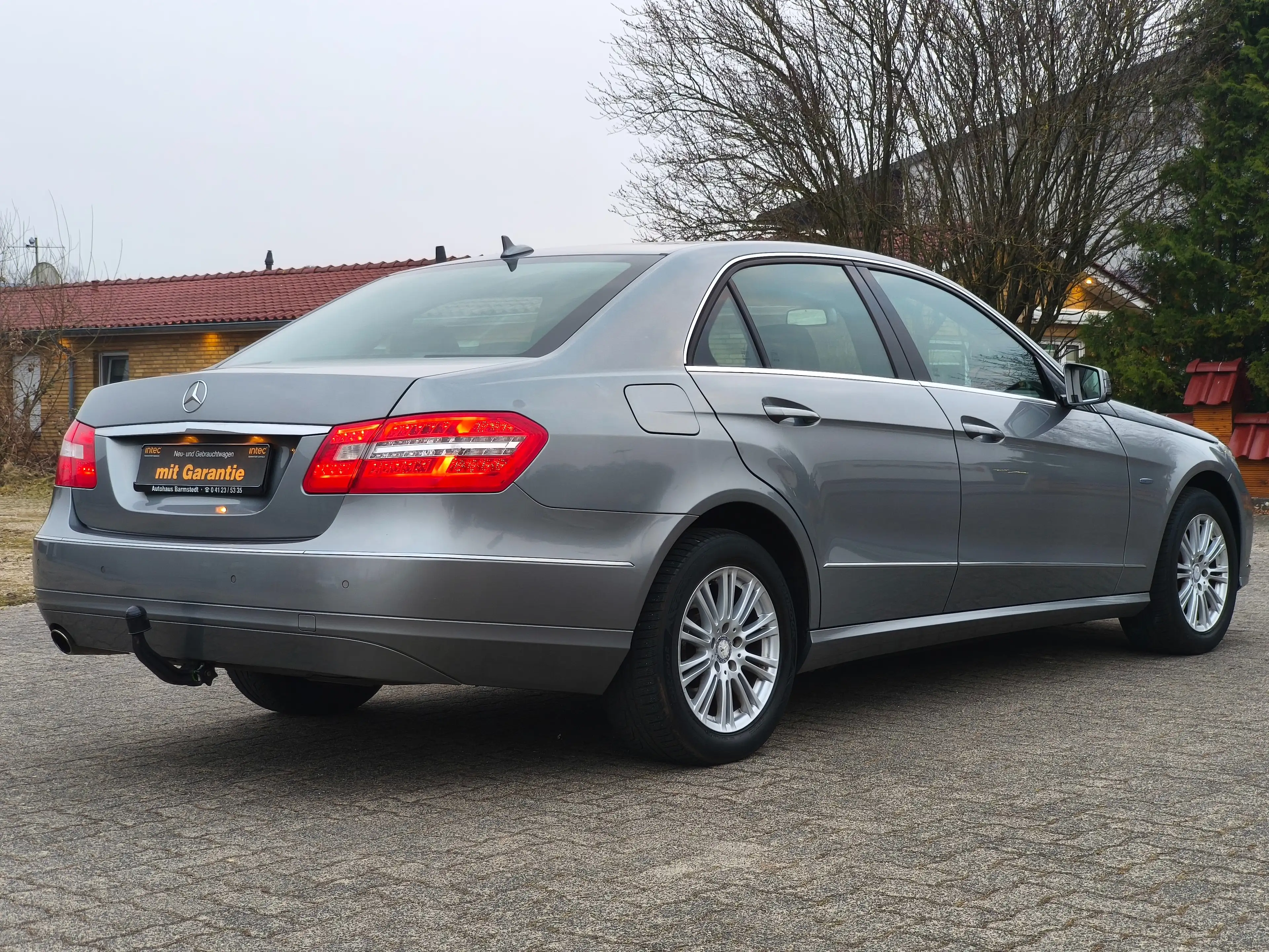 Mercedes-Benz E 250 E 250 CGI BlueEfficiency*Tempo*Xenon*AHK*Automatik — photo 5