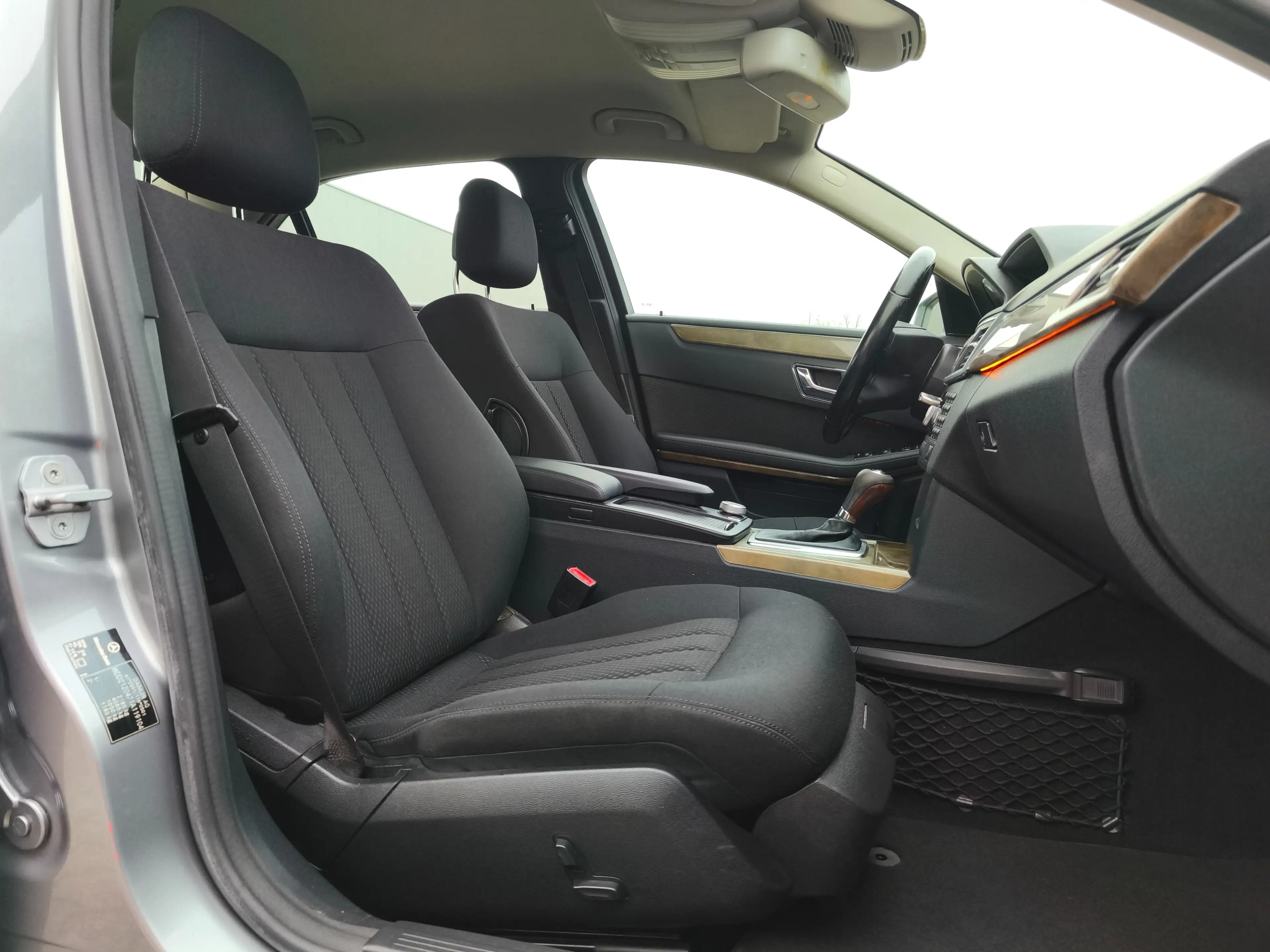 Mercedes-Benz E 250 E 250 CGI BlueEfficiency*Tempo*Xenon*AHK*Automatik — photo 14
